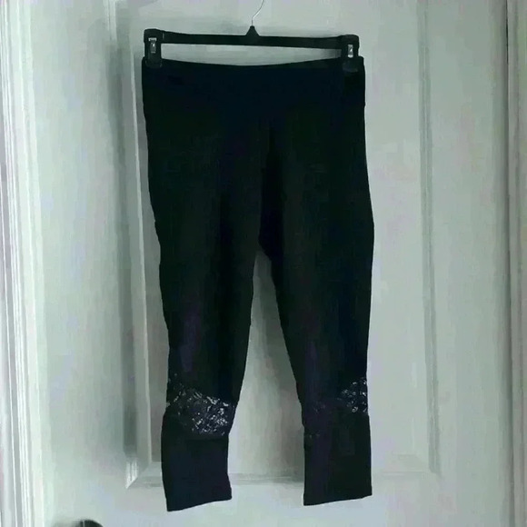 take a walk Pants - Black Capri yoga pants with lace. Sz med.